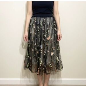 Hide & Seek Mesh Floral Embroidered Midi Skirt Black Elasticized Waist Size 8